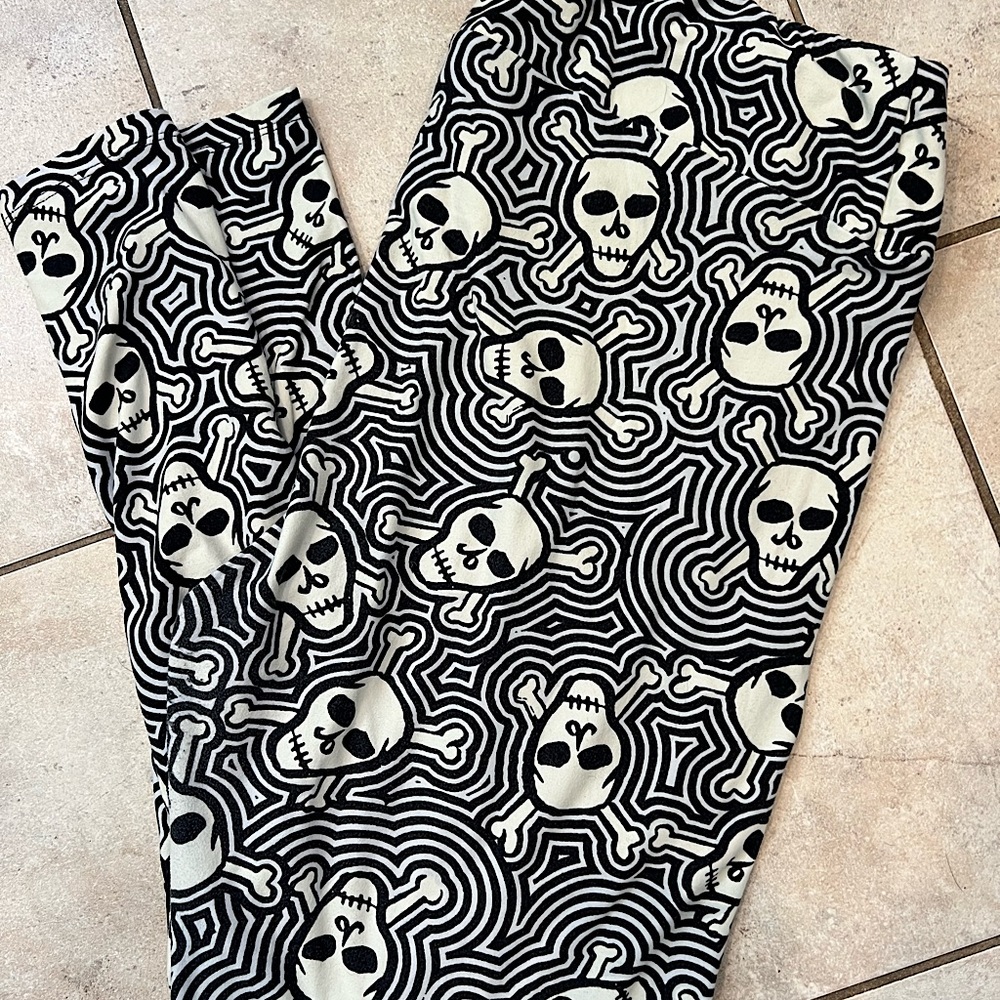 LuLaRoe TC2 leggings lot of 6 - Picture 6 of 6
